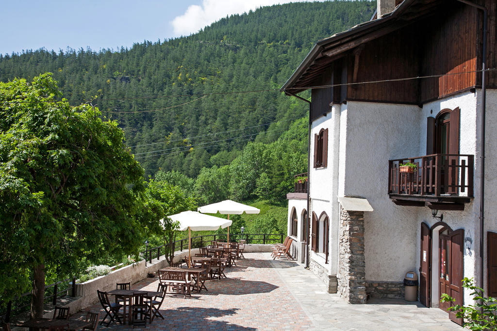 Chalet Sul Lago Hotel In Montagna Moncenisio Exterior foto