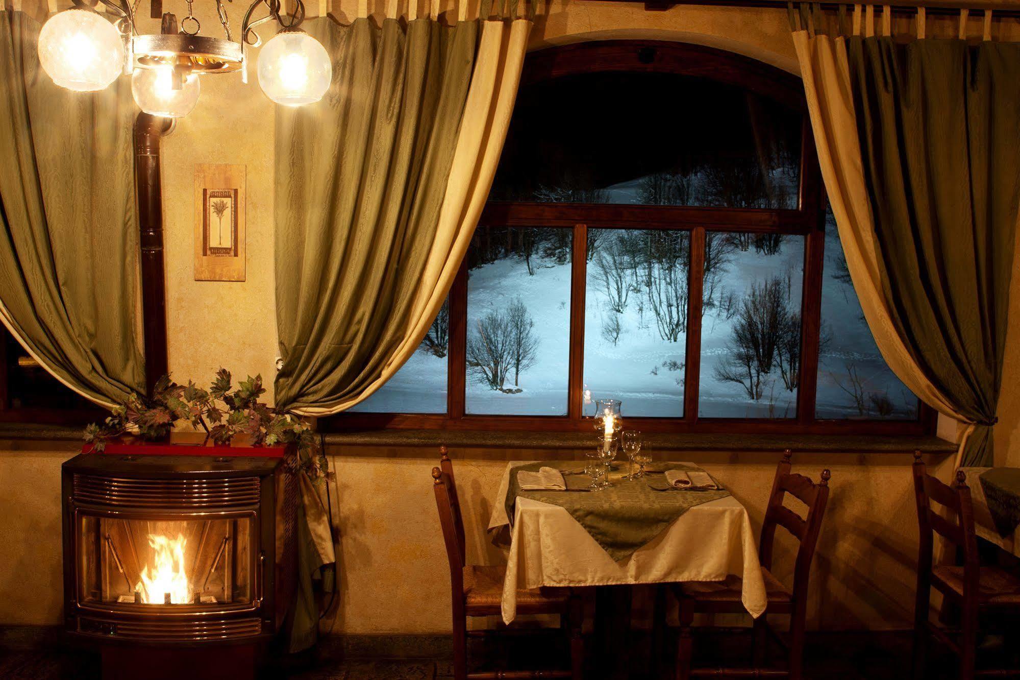 Chalet Sul Lago Hotel In Montagna Moncenisio Exterior foto